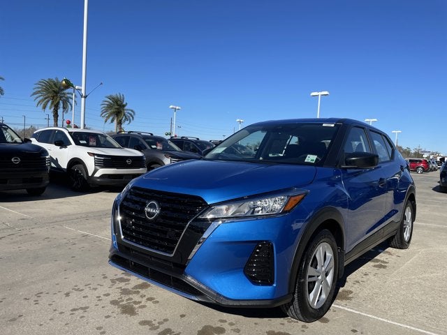 2025 Nissan Kicks Play S