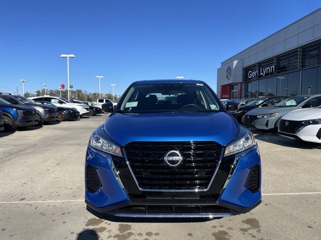 2025 Nissan Kicks Play S