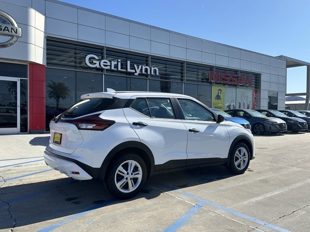 2025 Nissan Kicks Play S