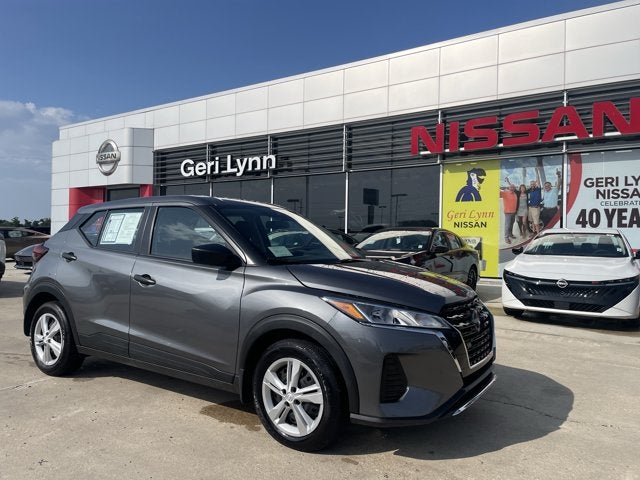 2025 Nissan Kicks Play S