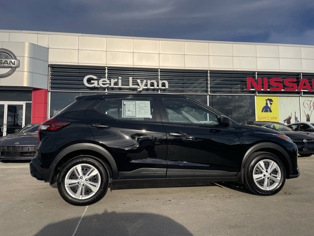 2025 Nissan Kicks Play S