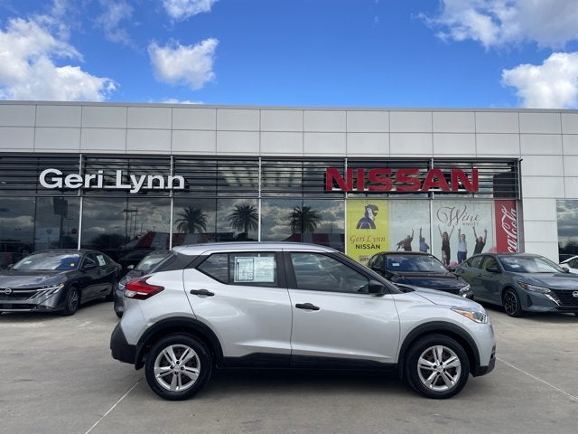 2020 Nissan Kicks S