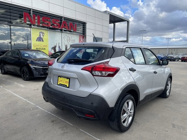 2020 Nissan Kicks S