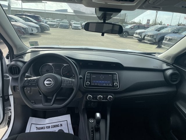 2025 Nissan Kicks Play S