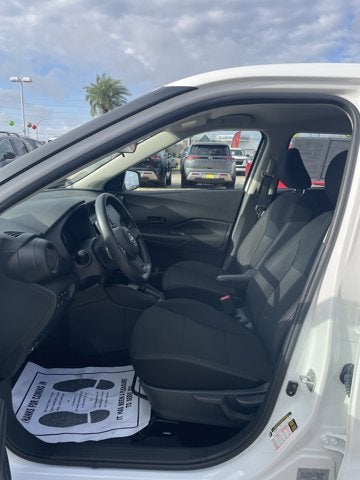 2025 Nissan Kicks Play S