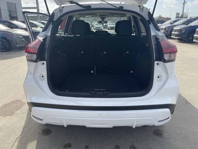 2025 Nissan Kicks Play S