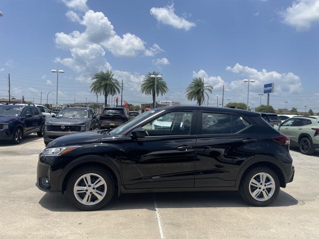 2025 Nissan Kicks Play S