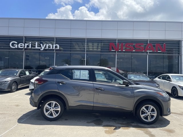 2023 Nissan Kicks S
