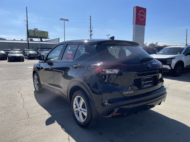 2025 Nissan Kicks Play S