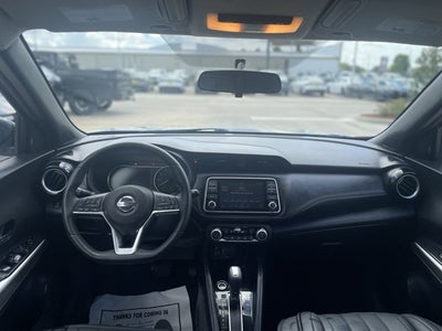 2019 Nissan Kicks SR