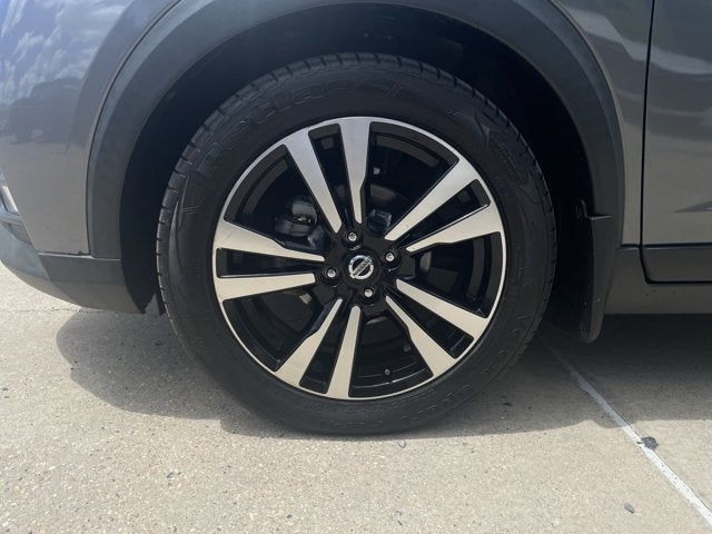 2019 Nissan Kicks SR
