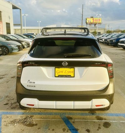 2026 Nissan Kicks SV