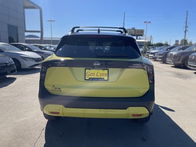 2027 Nissan Kicks SR