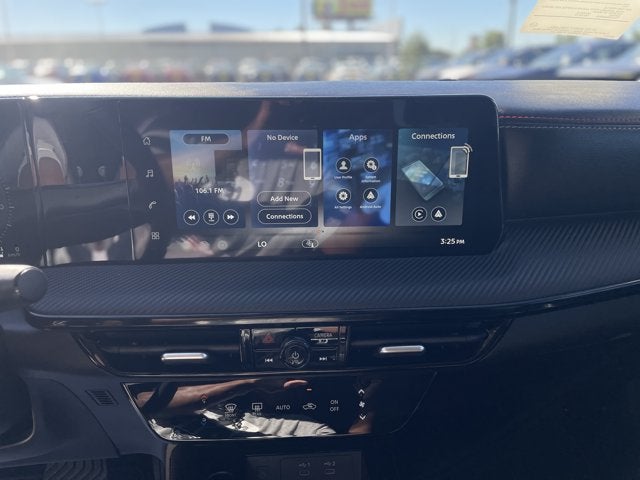 2027 Nissan Kicks SR