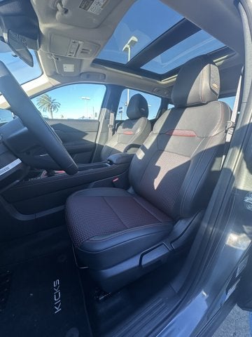 2025 Nissan Kicks SR