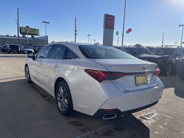 2019 Toyota Avalon XLE