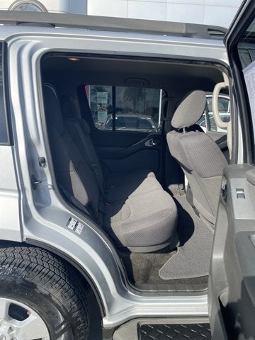 2012 Nissan Pathfinder S