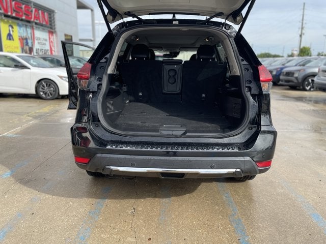 2020 Nissan Rogue SL