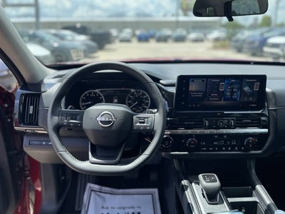 2026 Nissan Pathfinder SV