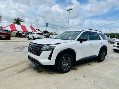 2026 Nissan Pathfinder SV