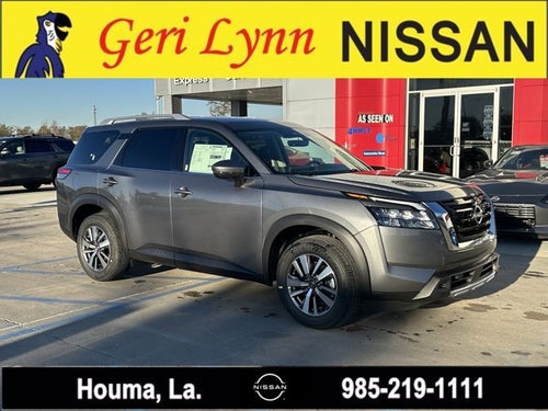 2025 Nissan Pathfinder SL