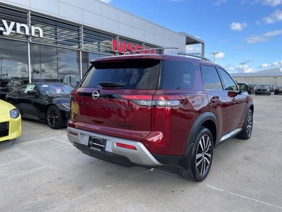 2024 Nissan Pathfinder Platinum