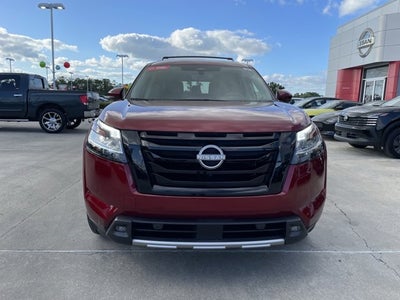 2024 Nissan Pathfinder Platinum