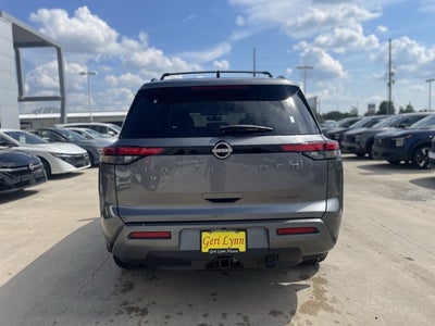 2026 Nissan Pathfinder Platinum