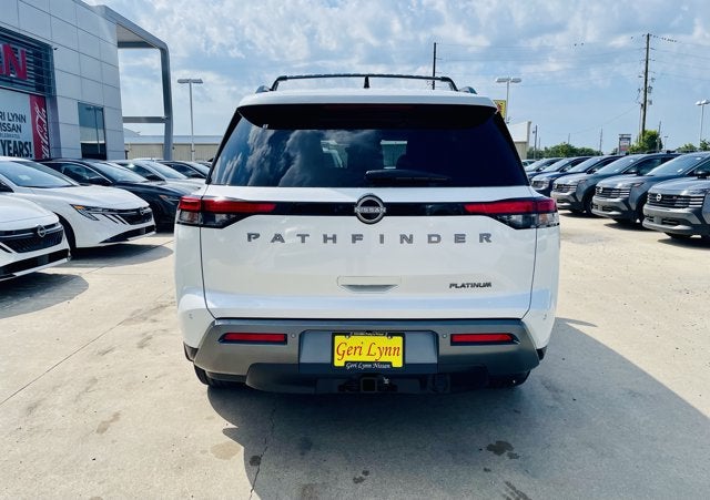 2026 Nissan Pathfinder Platinum