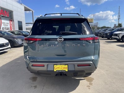 2026 Nissan Pathfinder Platinum
