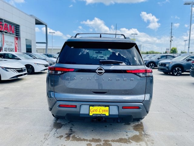 2026 Nissan Pathfinder Platinum