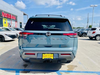 2026 Nissan Pathfinder Platinum