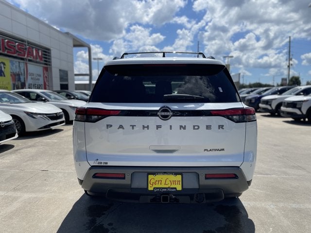 2026 Nissan Pathfinder Platinum