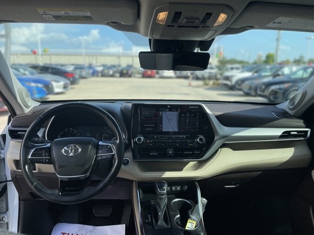 2021 Toyota Highlander Platinum