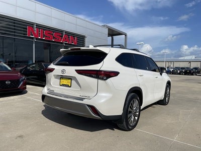 2021 Toyota Highlander Platinum