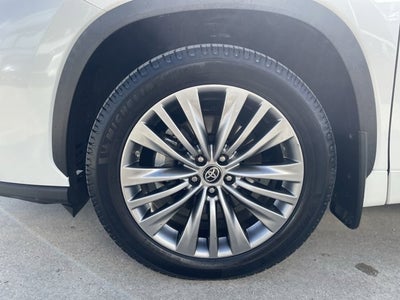 2021 Toyota Highlander Platinum
