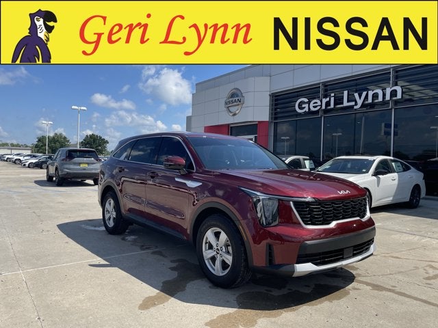2025 Kia Sorento LX AT's photo