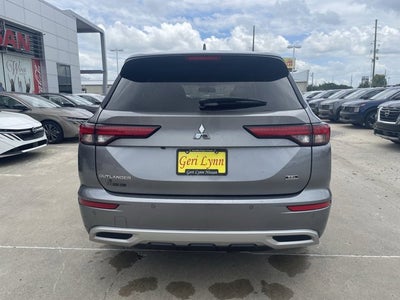 2022 Mitsubishi Outlander SEL