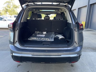 2025 Nissan Rogue Platinum