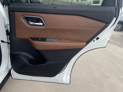 2024 Nissan Rogue Platinum