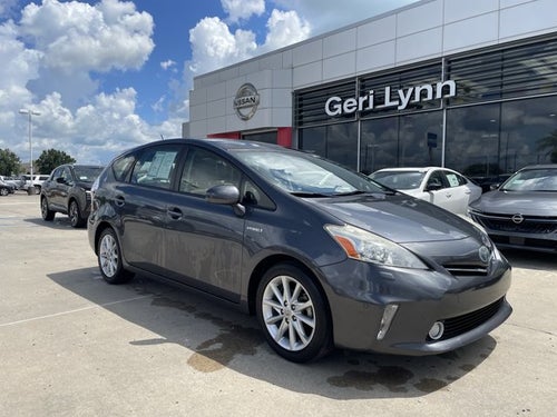 2014 Toyota Prius v Five