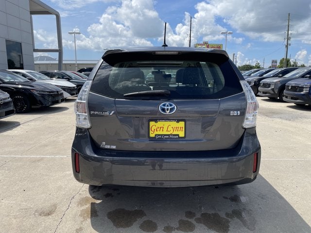 2014 Toyota Prius v Five