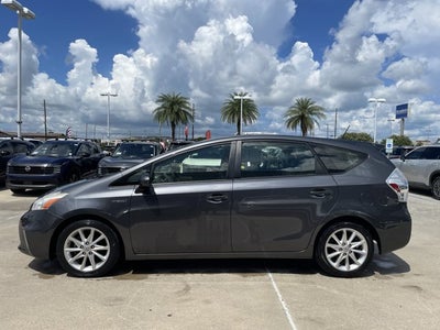 2014 Toyota Prius v Five
