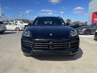 2023 Porsche Cayenne Base