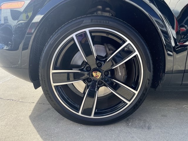 2023 Porsche Cayenne Base