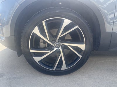 2021 Volvo XC40 R-Design