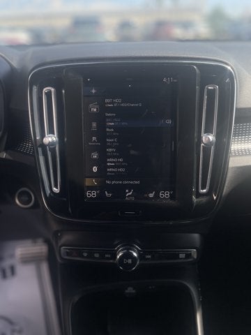 2021 Volvo XC40 R-Design