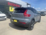 2021 Volvo XC40 R-Design