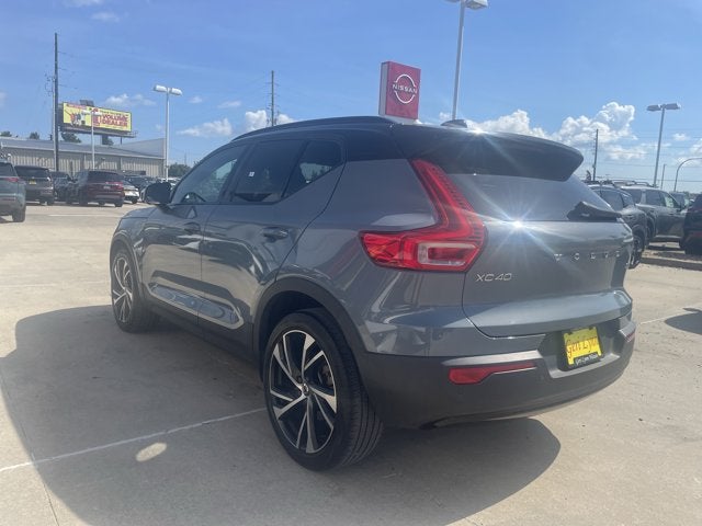 2021 Volvo XC40 R-Design