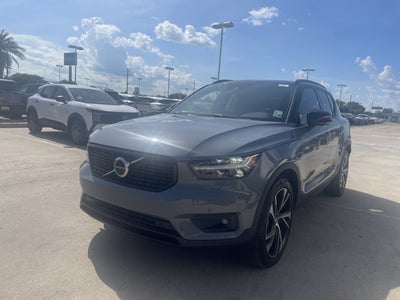 2021 Volvo XC40 R-Design